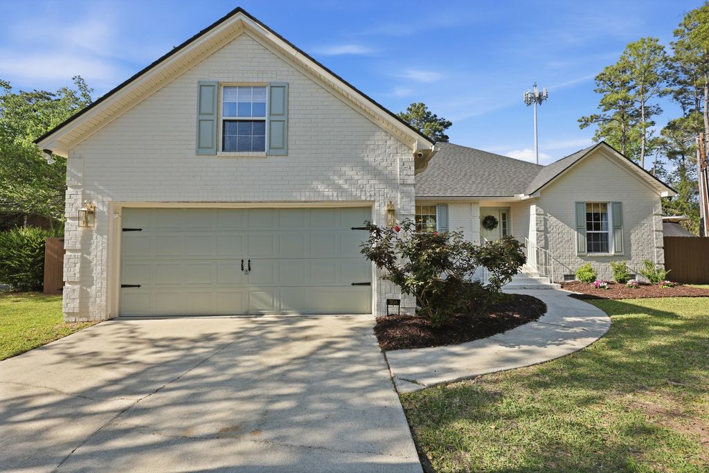 Photo of 306 Hook Lane, Mount Pleasant, SC 29464 (MLS # 26008765)