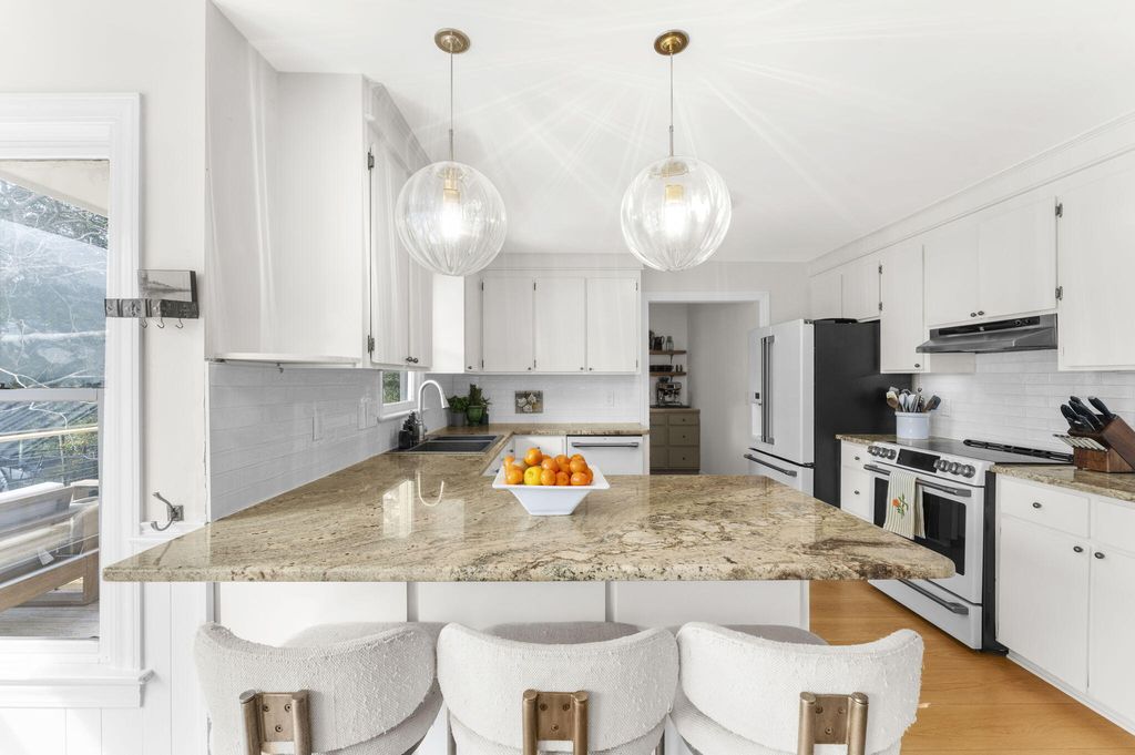 Photo of 276 Copahee Road, Mount Pleasant, SC 29464 (MLS # 26005925)