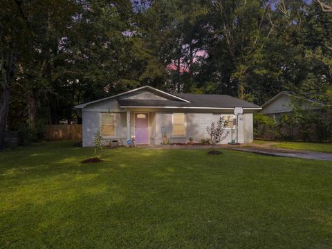 A home in Ladson