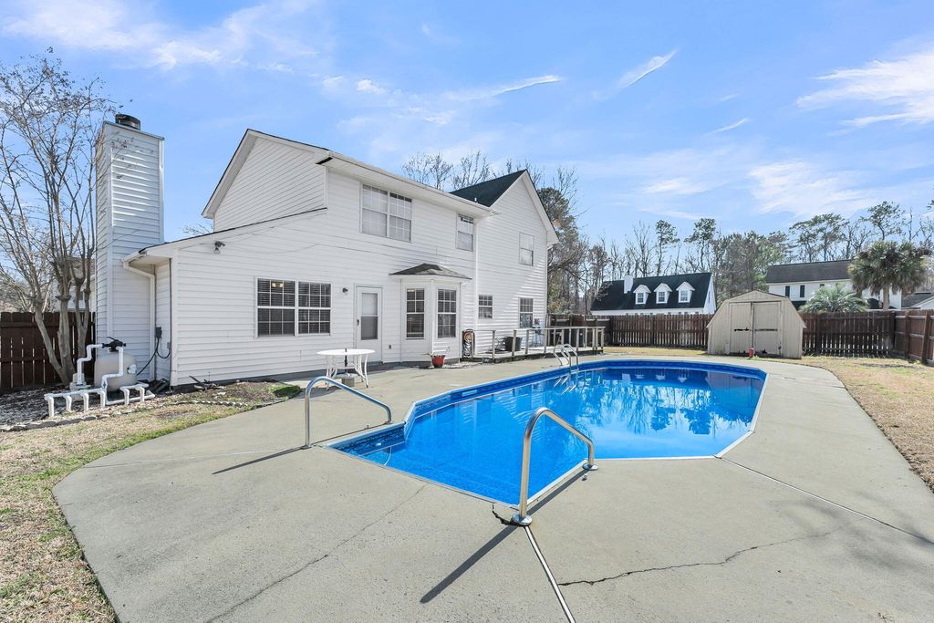 Photo of 844 N Aylesbury Road, Goose Creek, SC 29445 (MLS # 26003173)