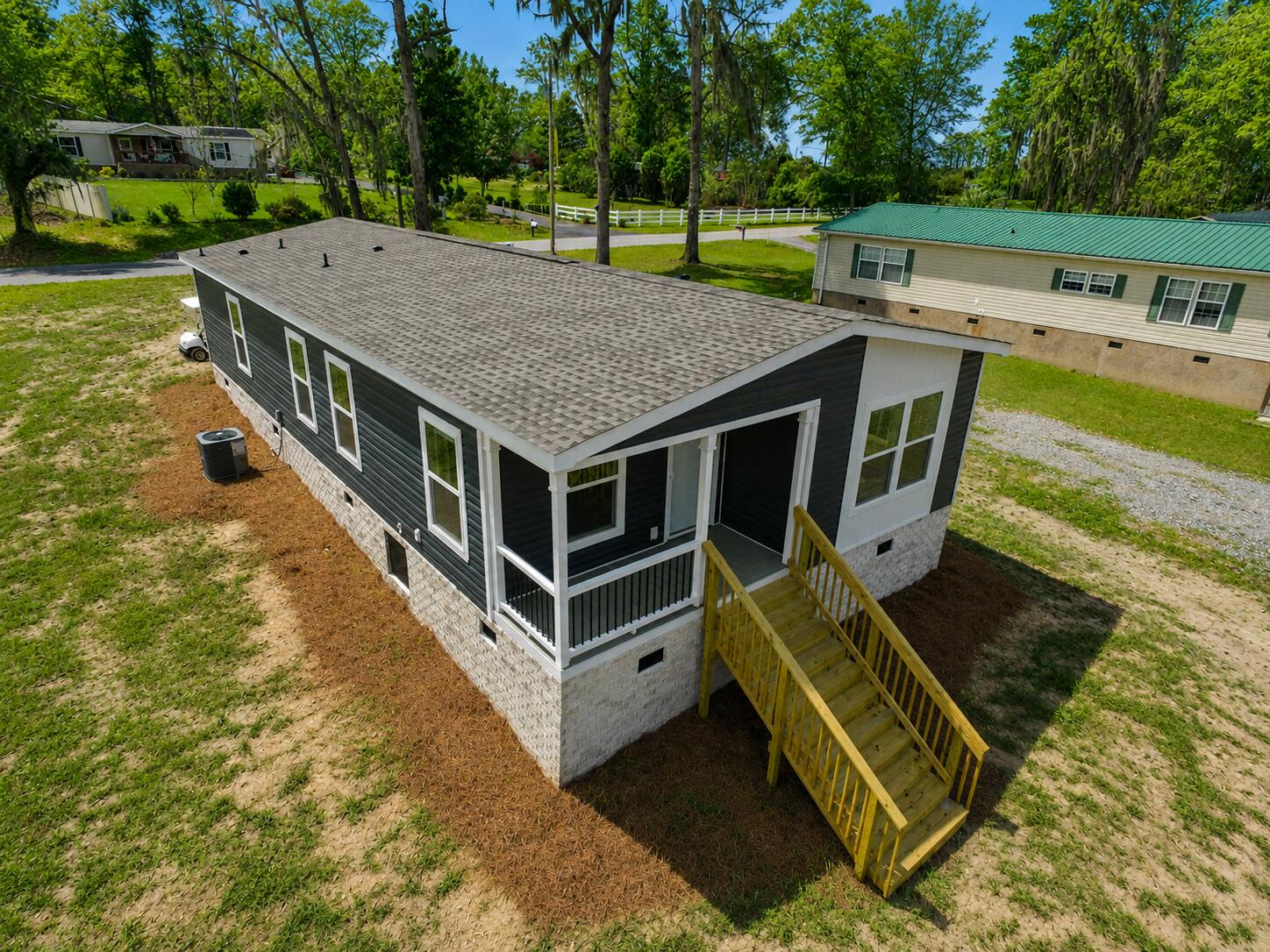 569 Stumphole Road