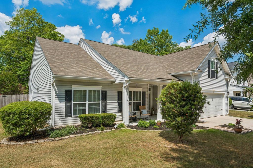 Photo of 9616 Pebble Creek Boulevard, Summerville, SC 29485 (MLS # 26011126)