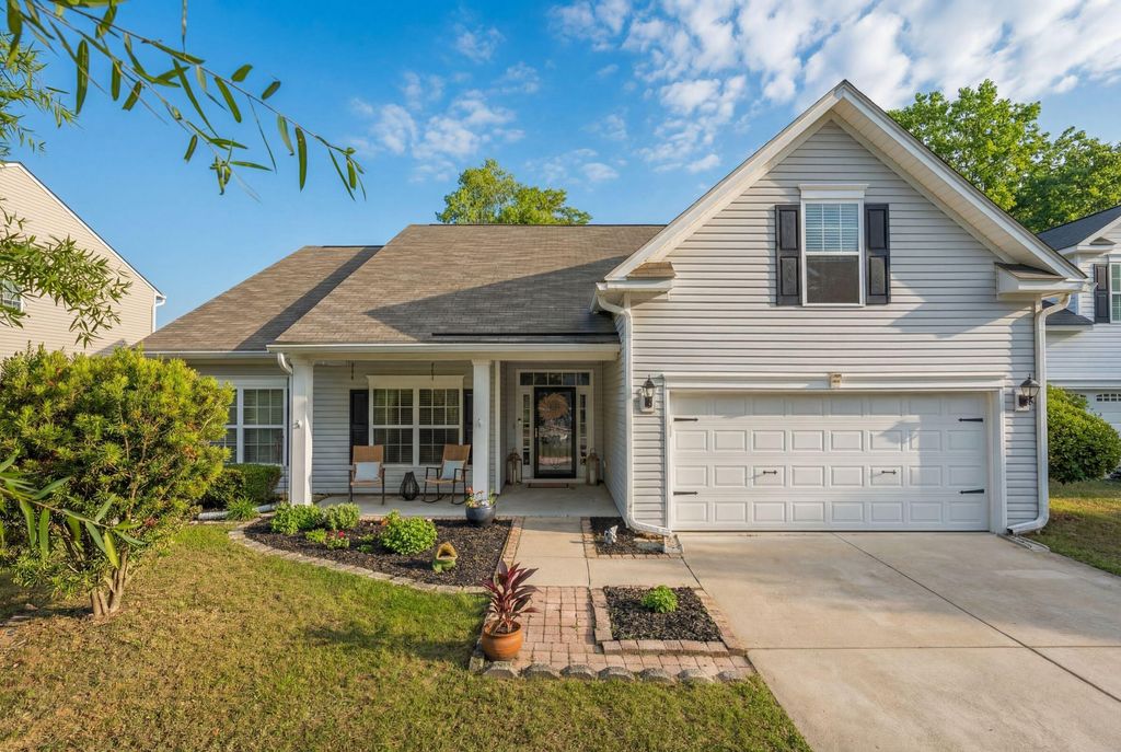 Photo of 9616 Pebble Creek Boulevard, Summerville, SC 29485 (MLS # 26011126)