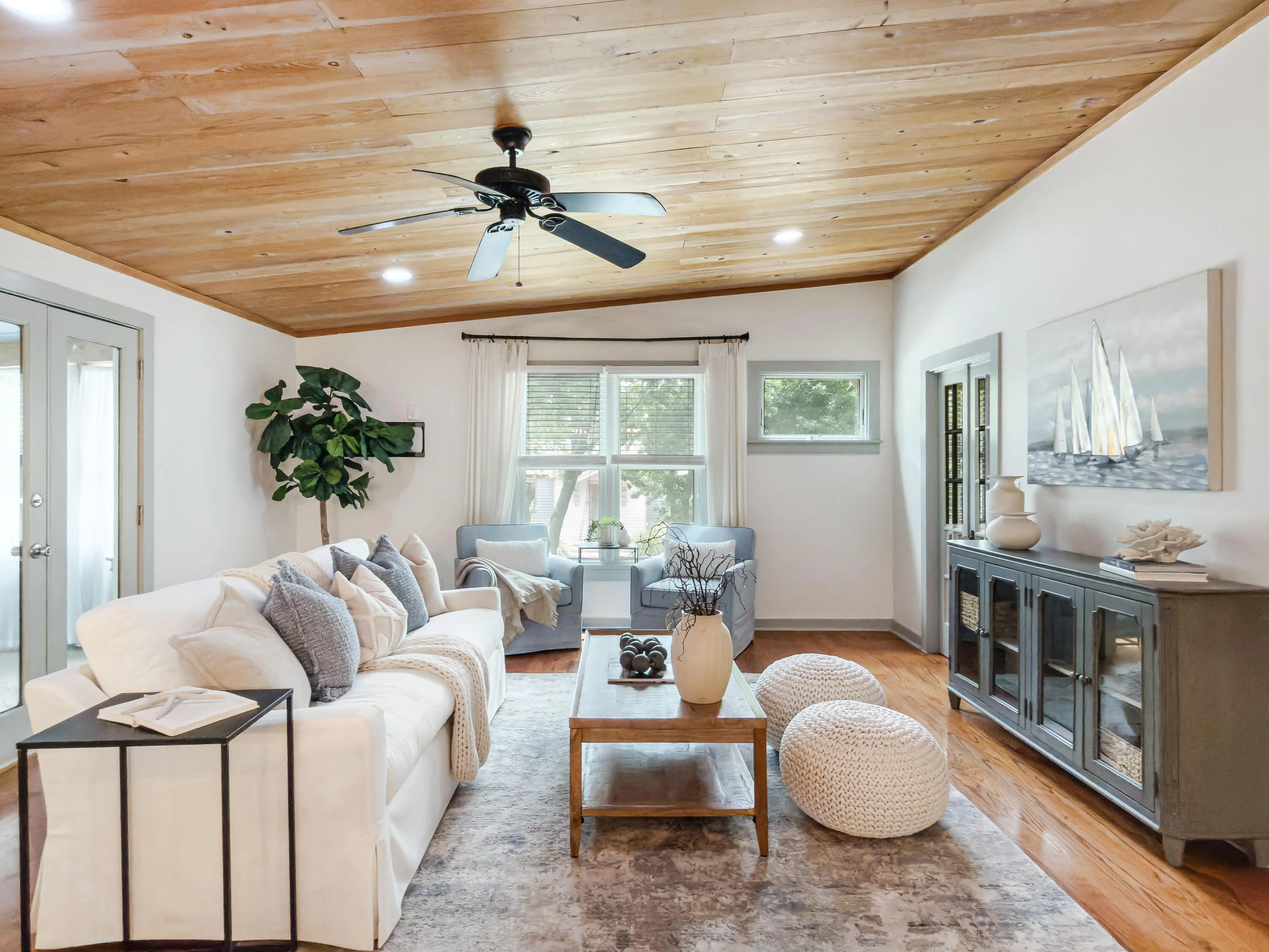 212 E Hudson Avenue, Folly Beach, SC, 29439