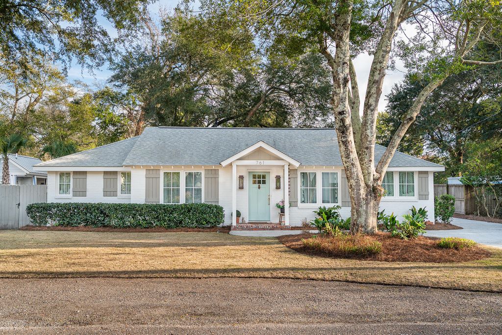 Photo of 761 Atlantic Street, Mount Pleasant, SC 29464 (MLS # 26003254)