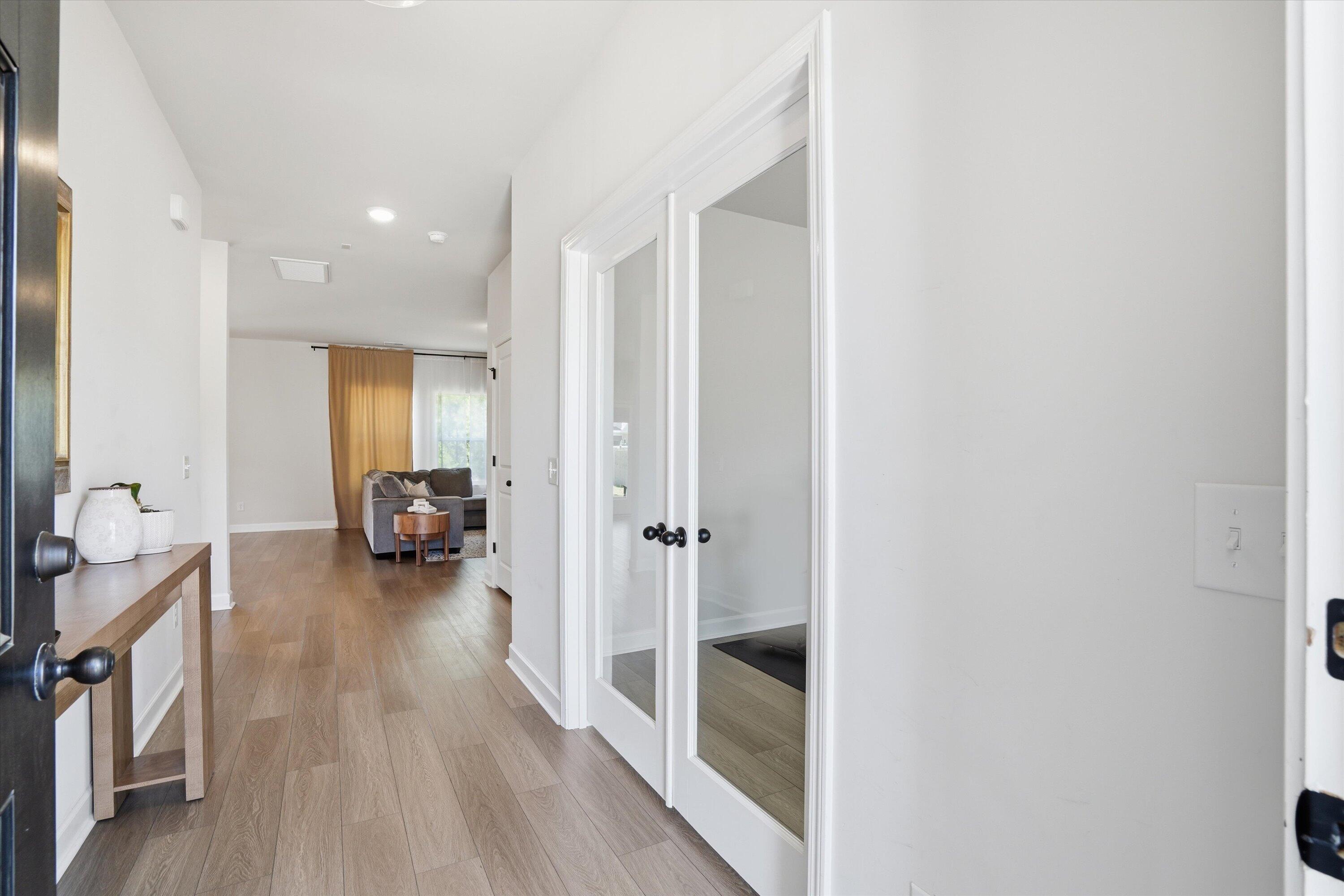 4432 Palm Shadow Drive