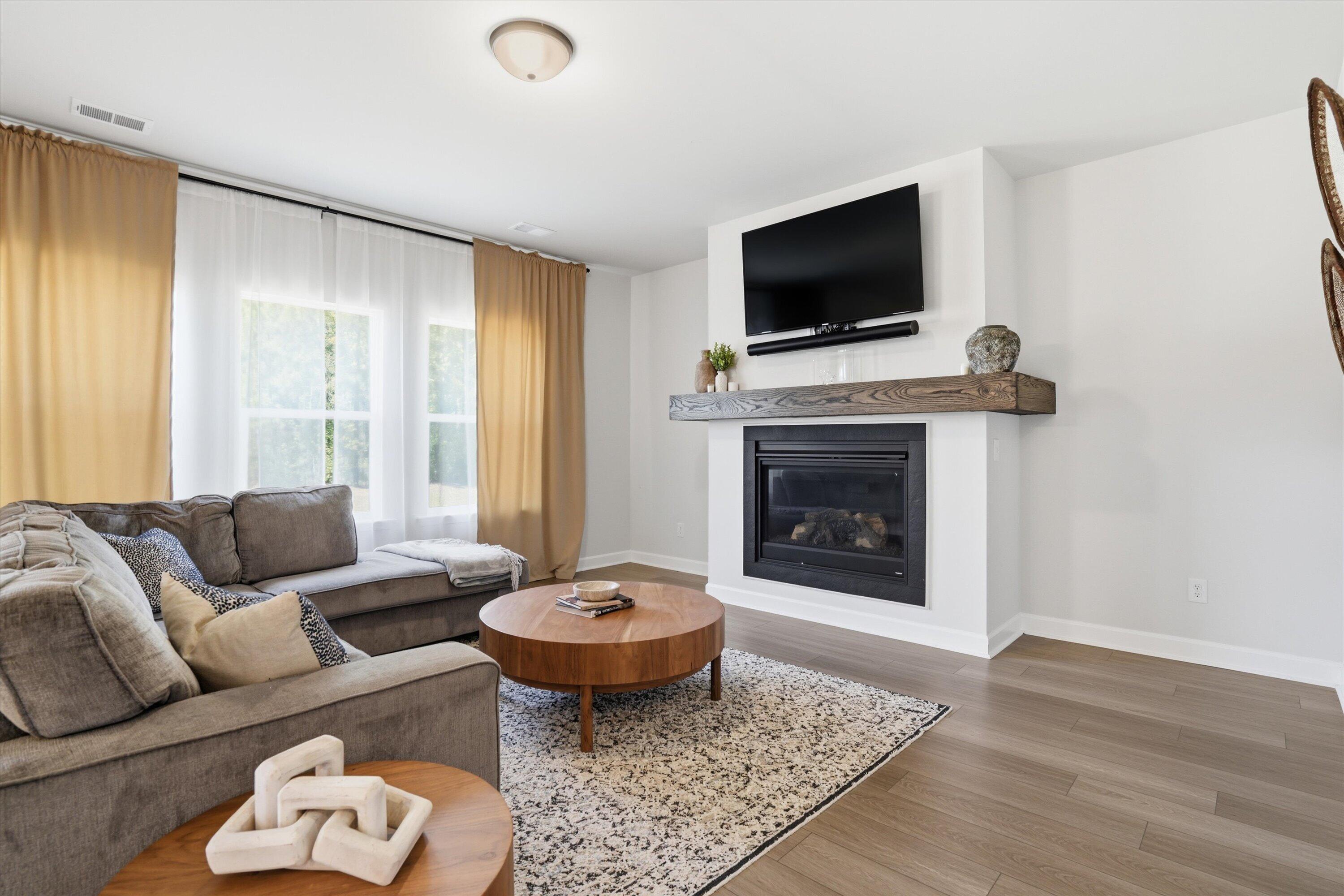 4432 Palm Shadow Drive