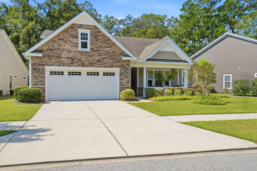 Photo of 1113 Old Field Drive, Summerville, SC 29483 (MLS # 26011902)