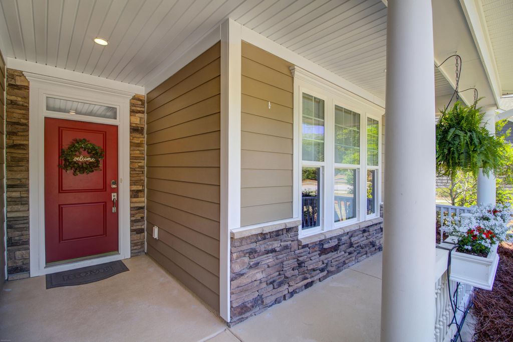 Photo of 1113 Old Field Drive, Summerville, SC 29483 (MLS # 26011902)