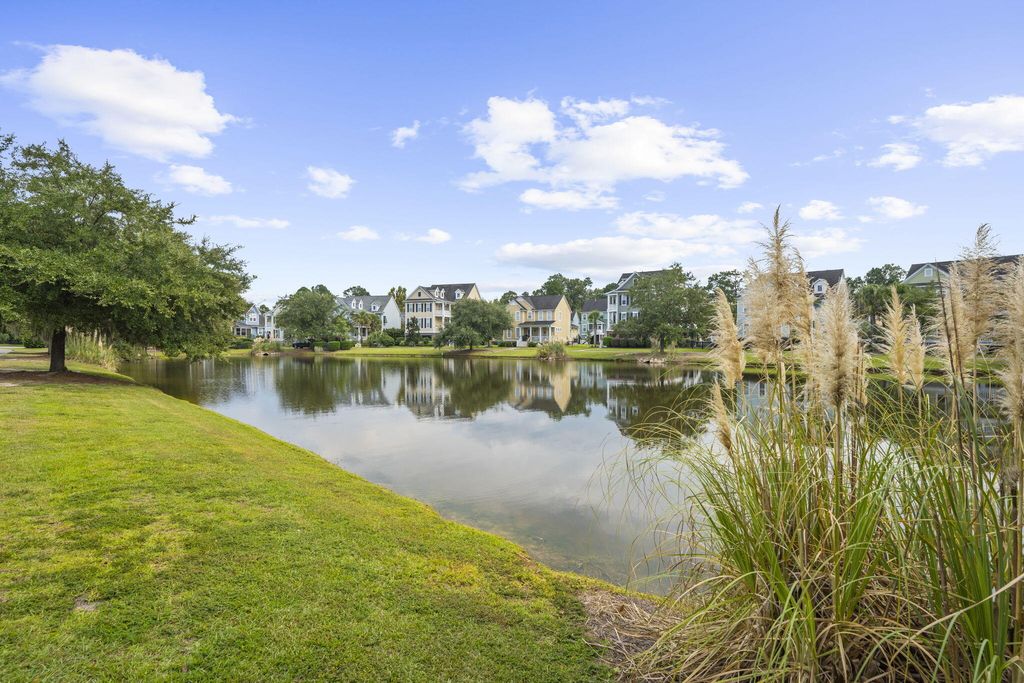 Photo of 2416 Kendall Drive, Charleston, SC 29414 (MLS # 25025546)