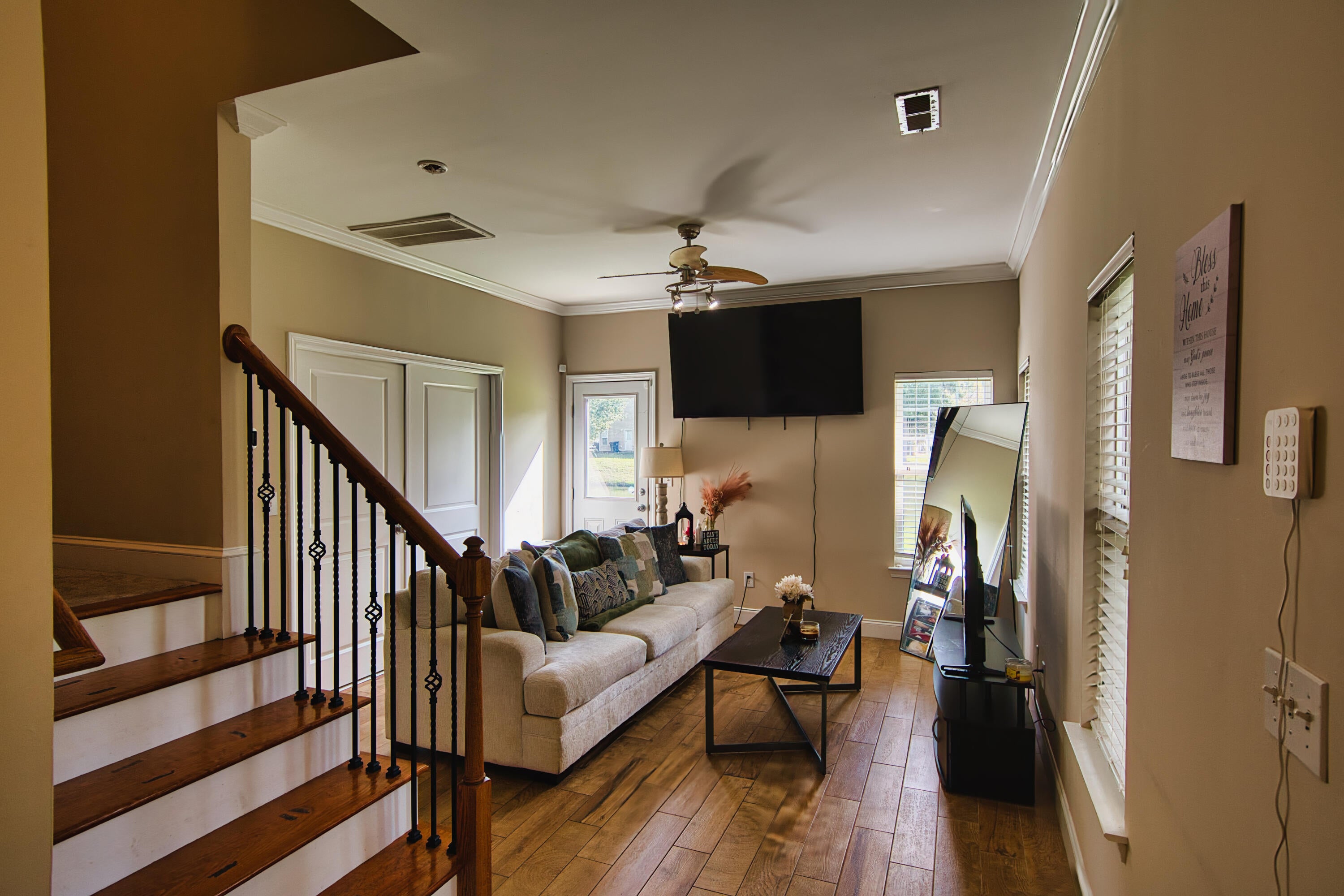 260 Grand Oaks Drive