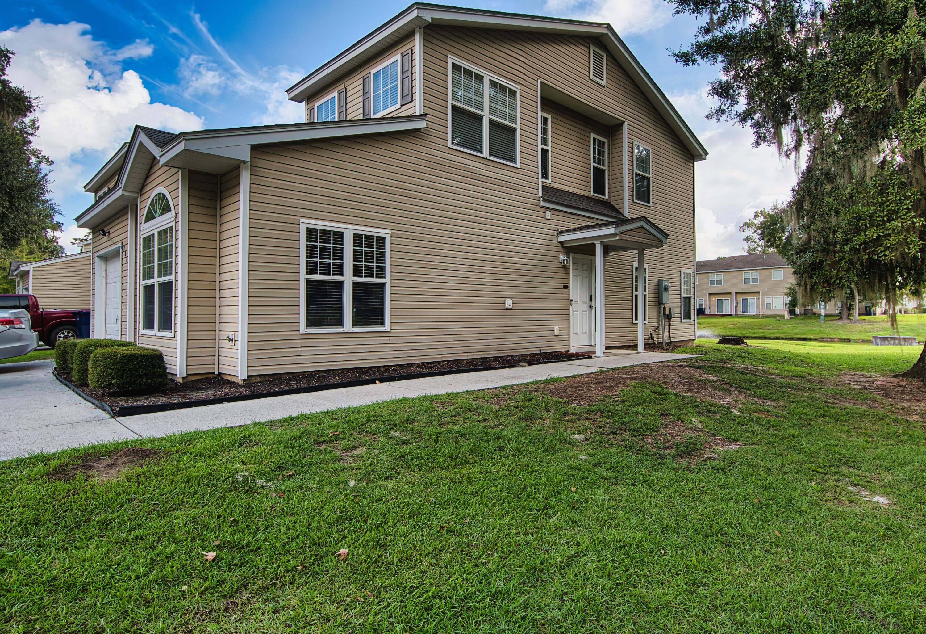 260 Grand Oaks Drive