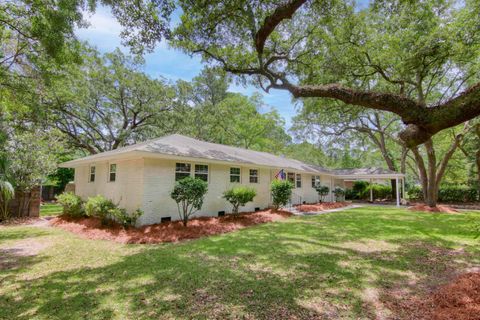 1134 Mim Avenue Charleston SC 29407