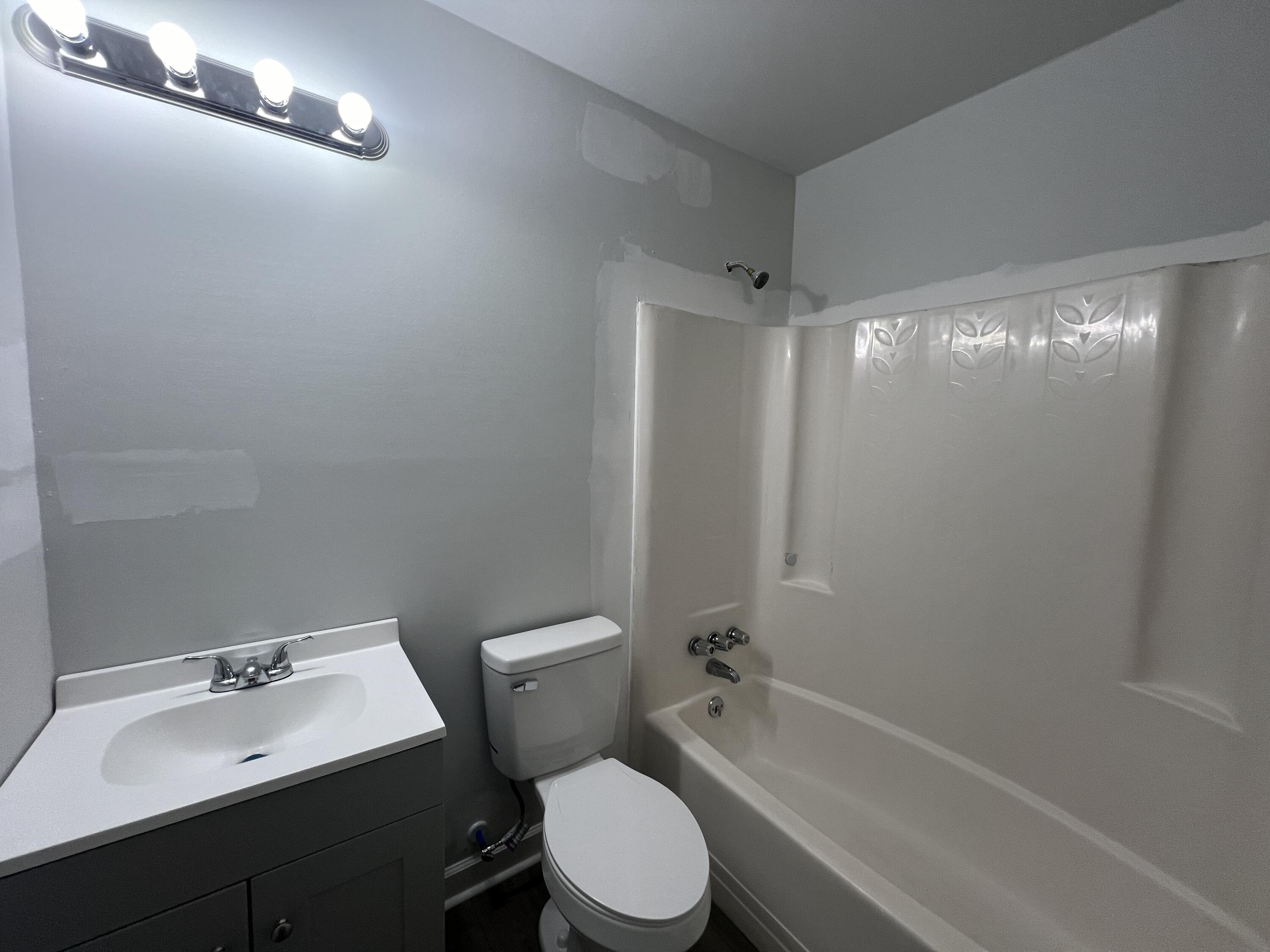 342 Dorchester Manor Boulevard B