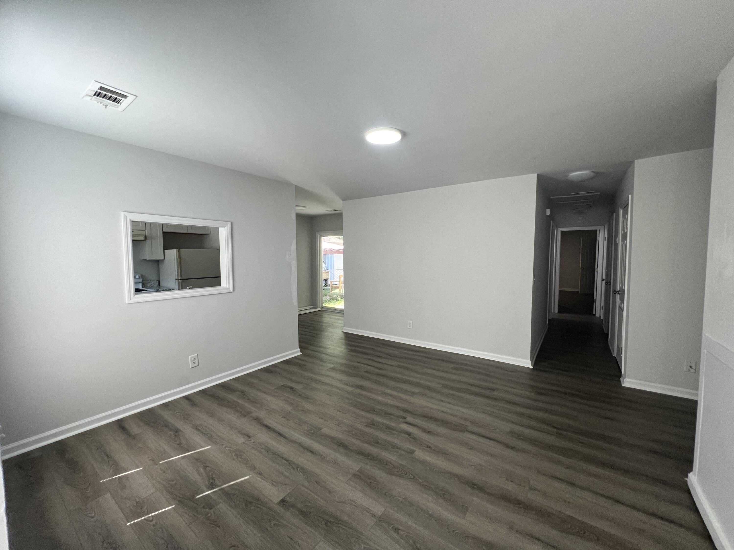 342 Dorchester Manor Boulevard B