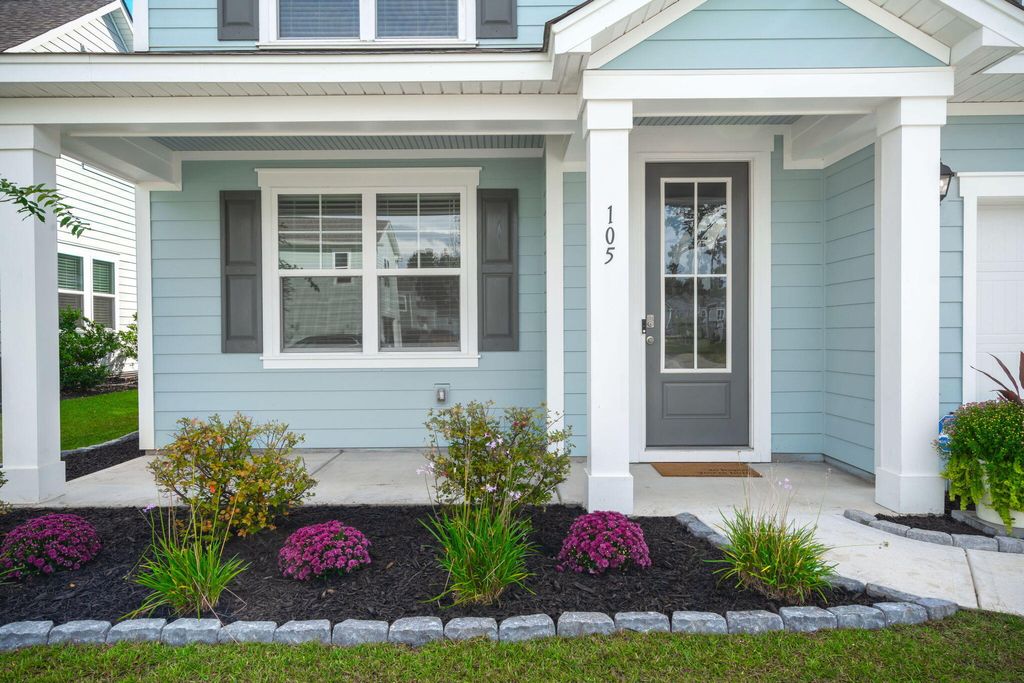 Photo of 105 Loon Drive, Summerville, SC 29483 (MLS # 26004719)