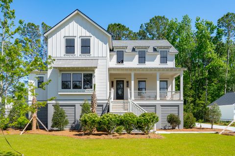 A home in Awendaw