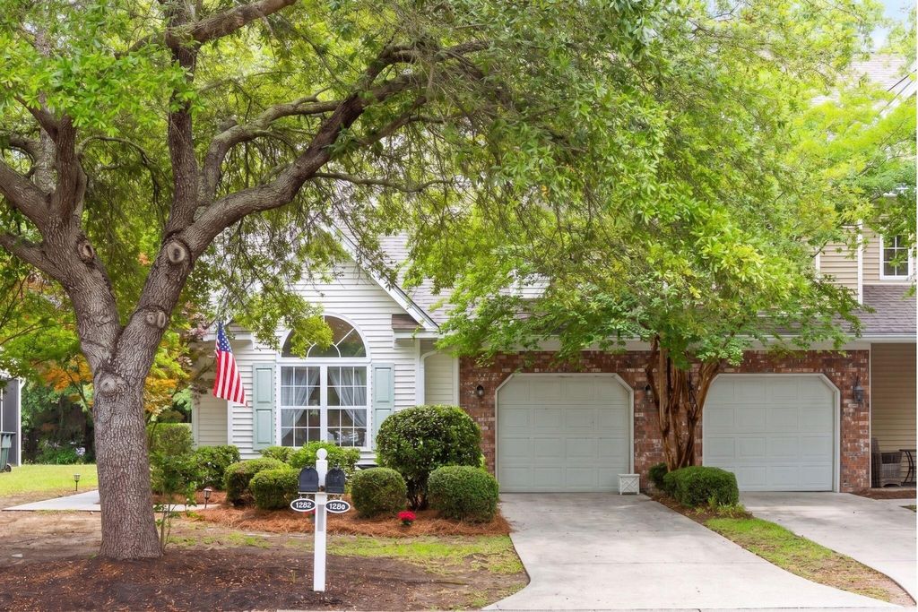 Photo of 1282 Fenwick Plantation Road, Johns Island, SC 29455 (MLS # 26014026)