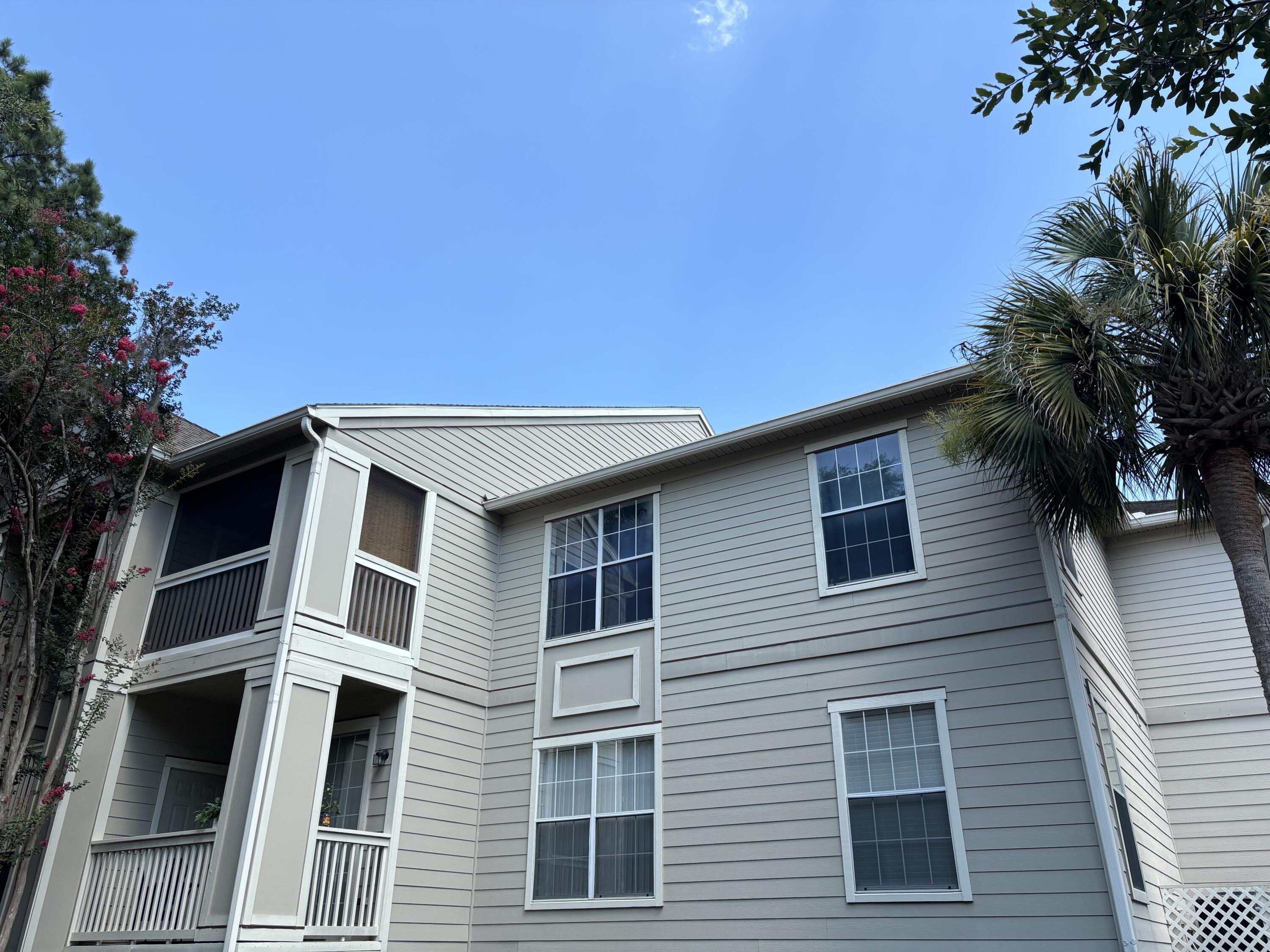 1600 Long Grove Drive Unit 1222