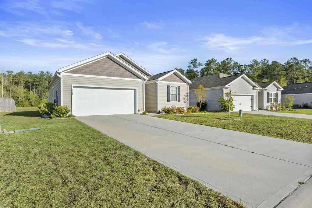 Photo of 162 Oakwood Boulevard, Summerville, SC 29486 (MLS # 26009402)