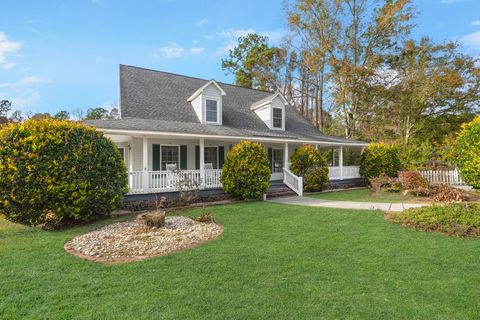 A home in Moncks Corner