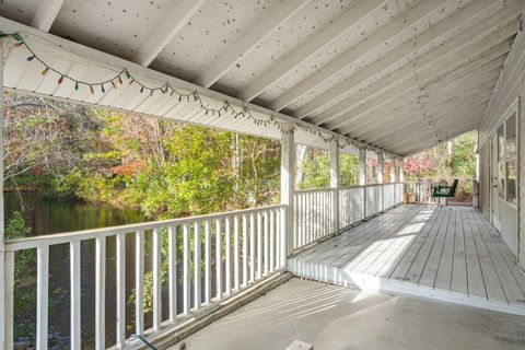 A home in Moncks Corner