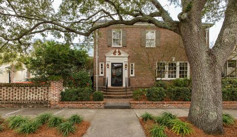 Photo of 28 Council Street, Charleston, SC 29401 (MLS # 26000435)