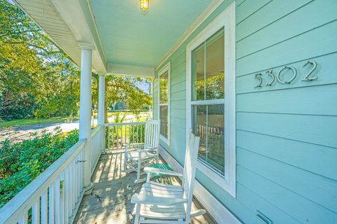 A home in North Charleston