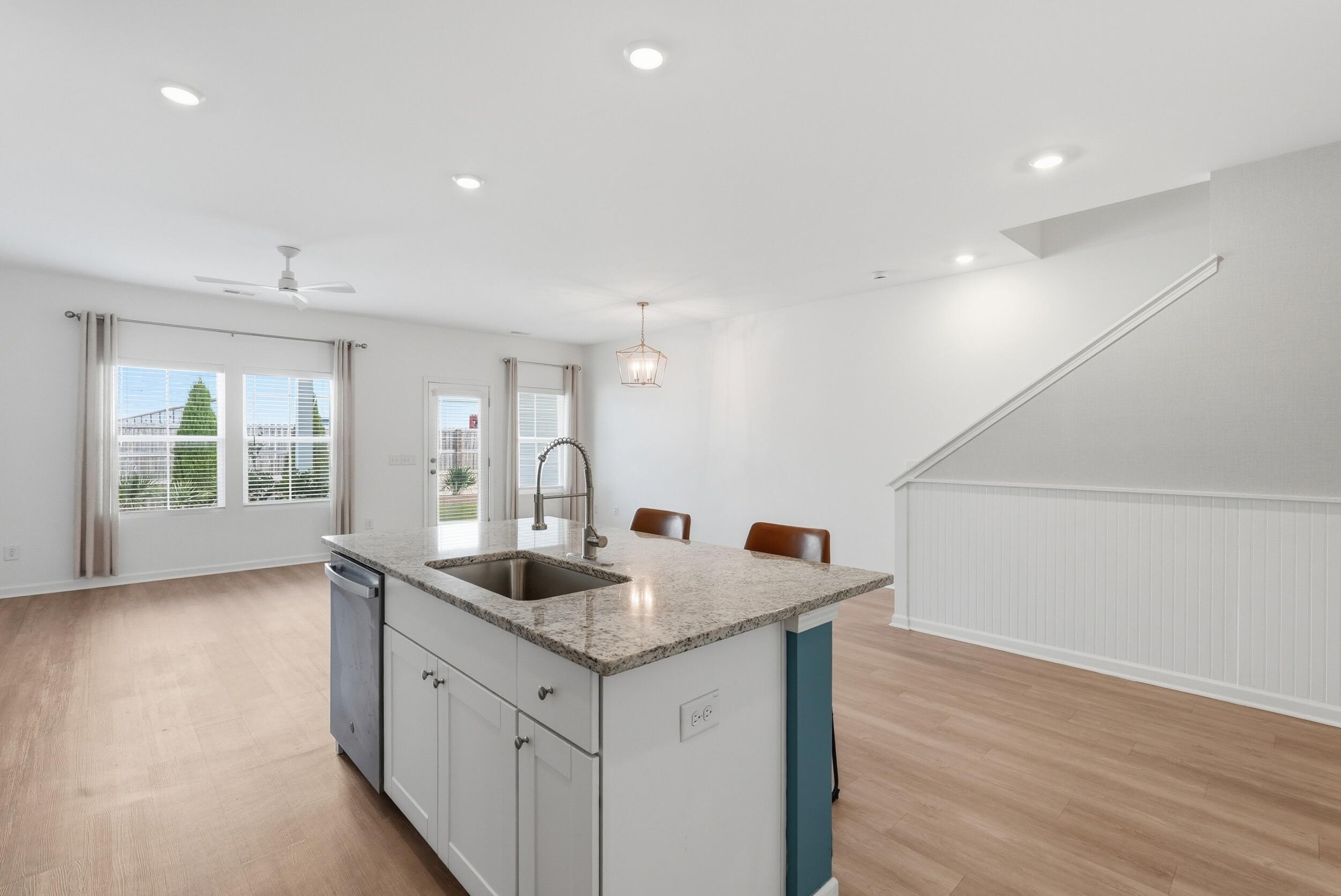 4005 E Associate Drive