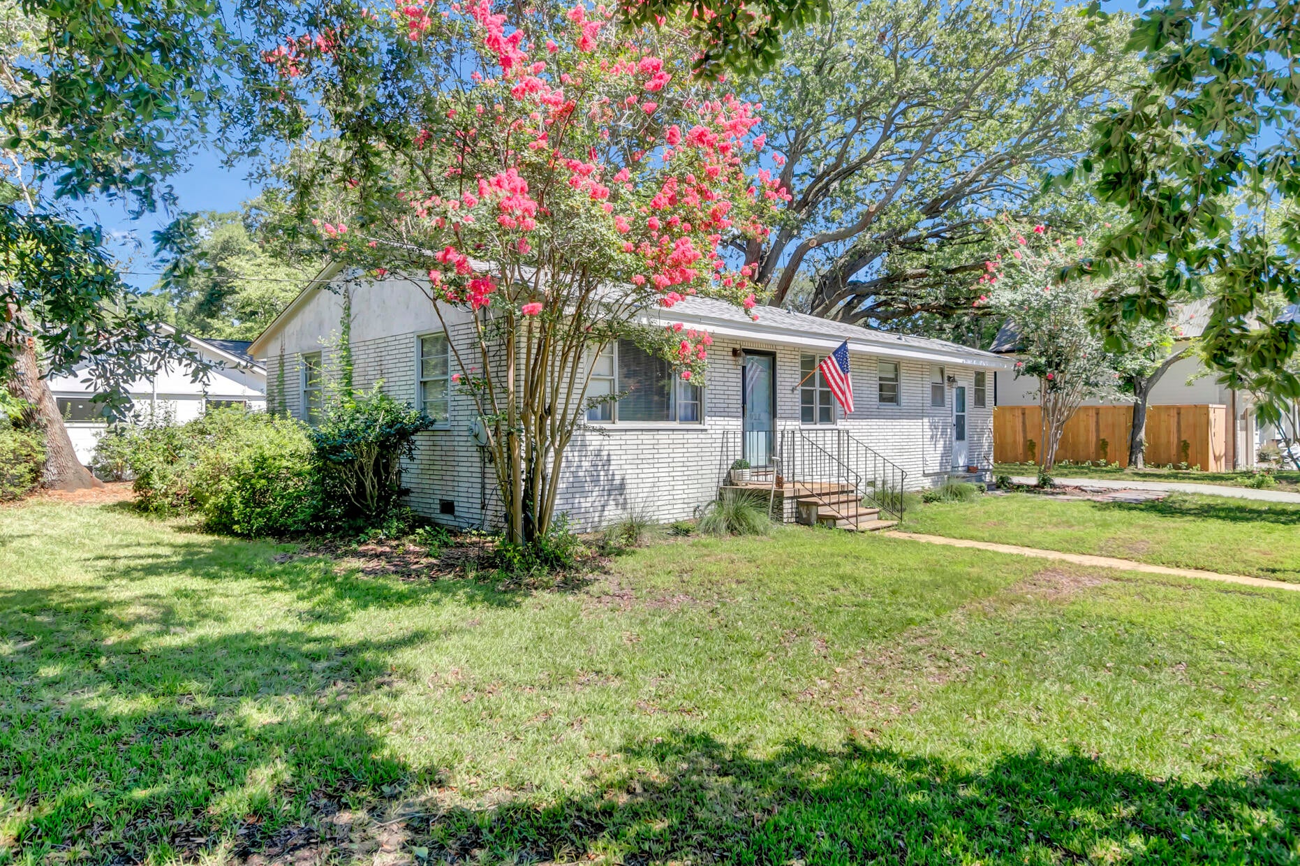 822 Rogers Lane