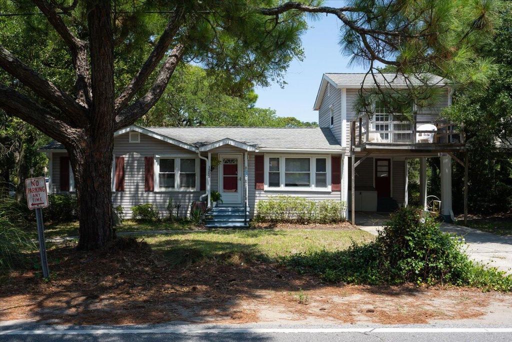 Photo of 1302 E Ashley Avenue, Folly Beach, SC 29439 (MLS # 26011526)