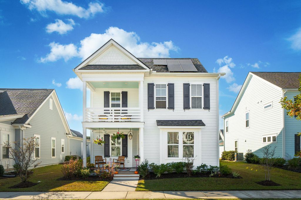 Photo of 405 Cool Bend Lane, Summerville, SC 29486 (MLS # 25030087)