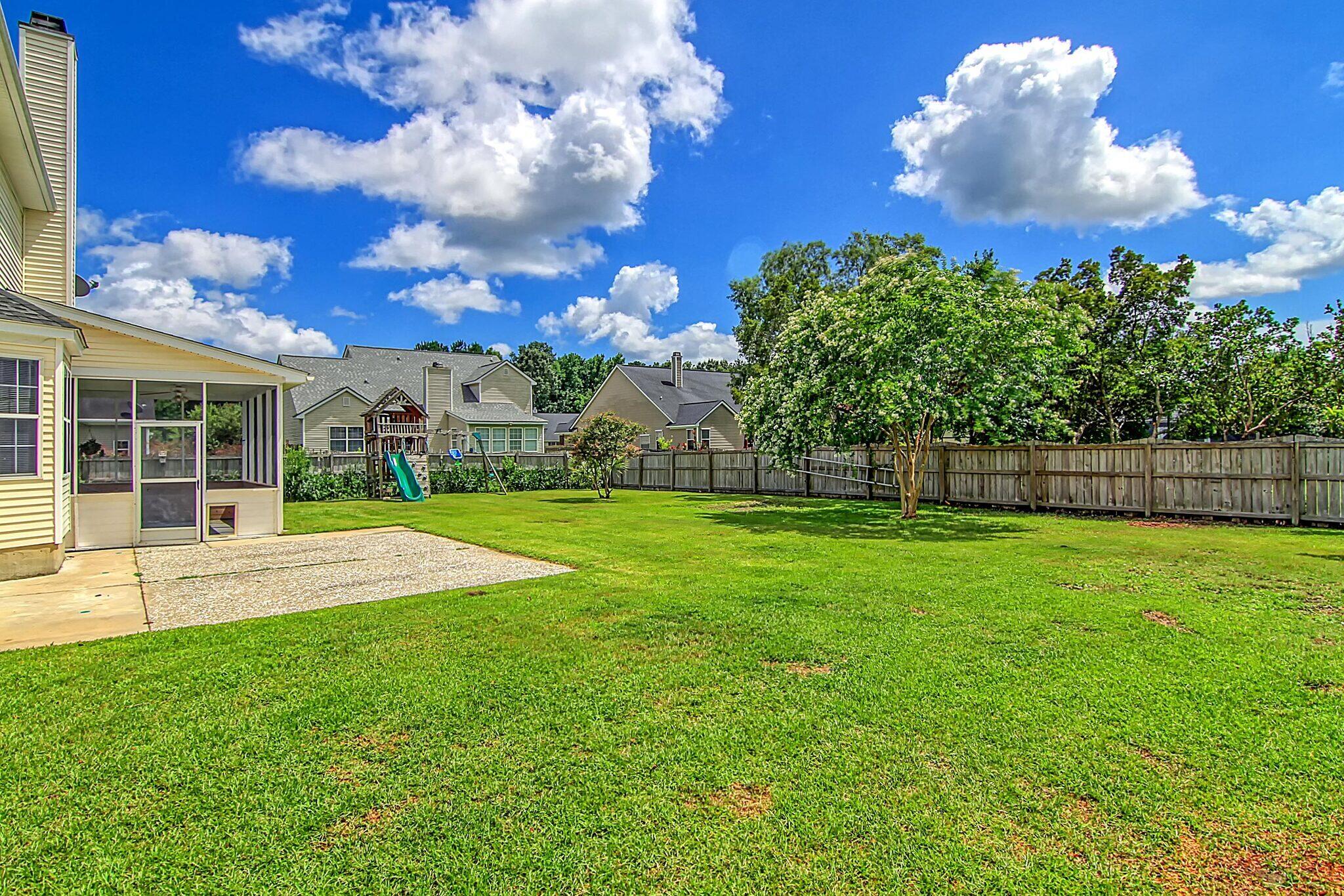 4025 Laurelwood Drive