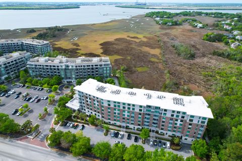 Photo of 155 Wingo Way #443, Mount Pleasant, SC 29464 (MLS # 26011300)