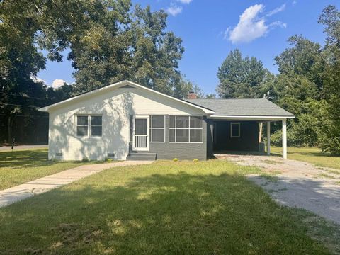 200 Roosevelt Drive Saint Stephen SC 29479