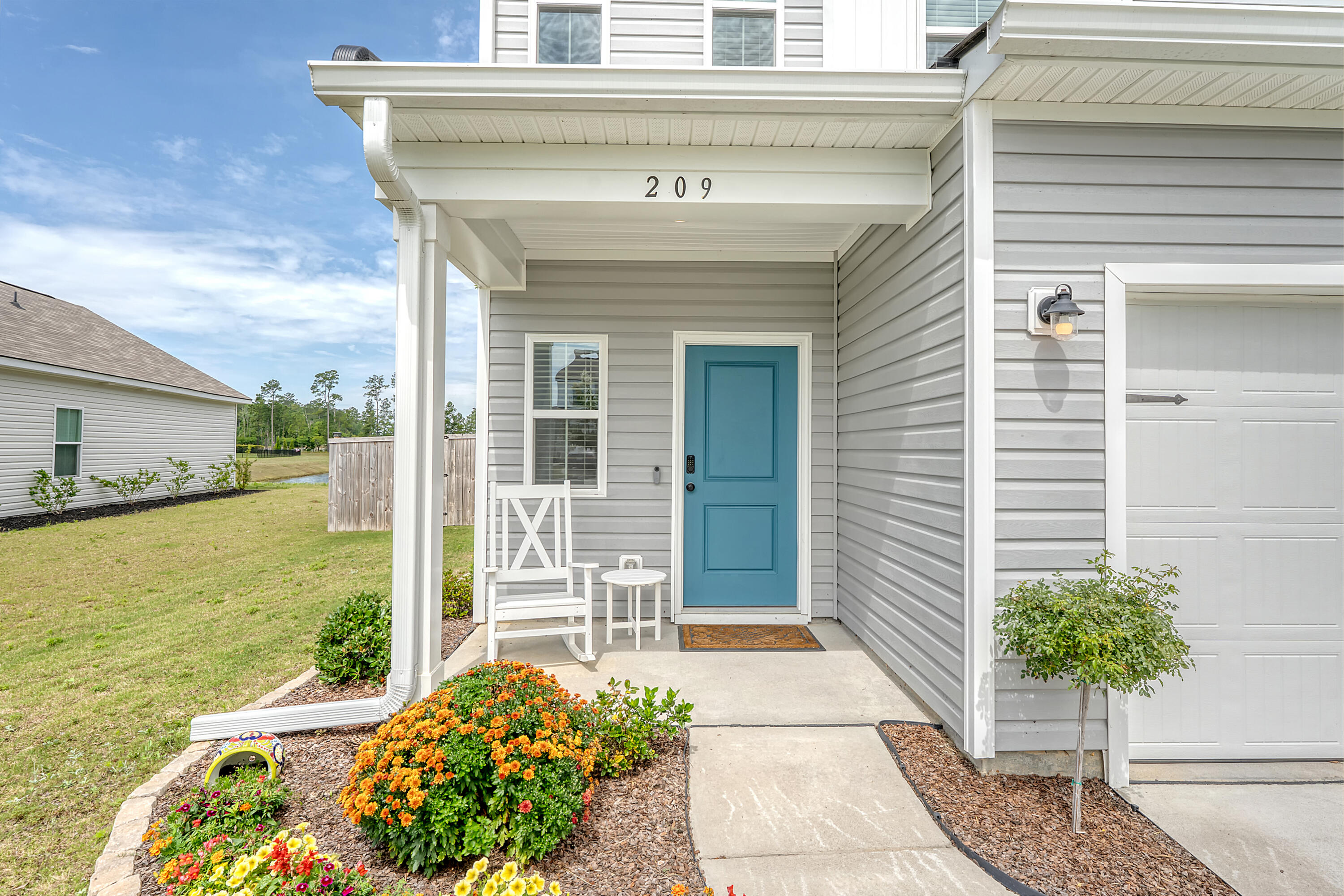 209 Parkwood Vista Way