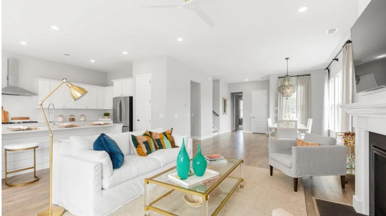 1057 Lettered Olive Lane