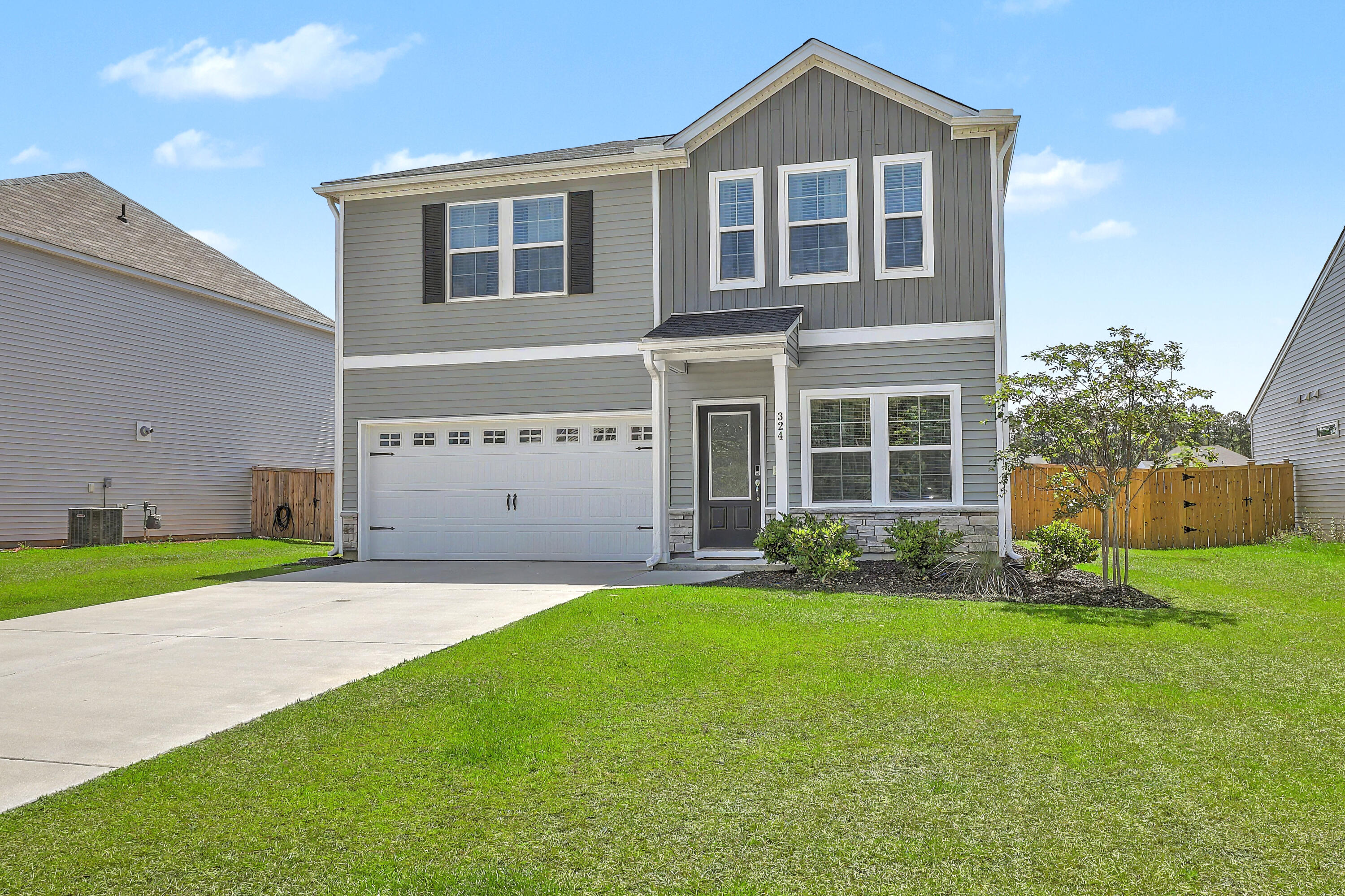 324 Gothenburg Trail