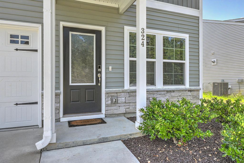 Photo of 324 Gothenburg Trail, Summerville, SC 29486 (MLS # 26015122)
