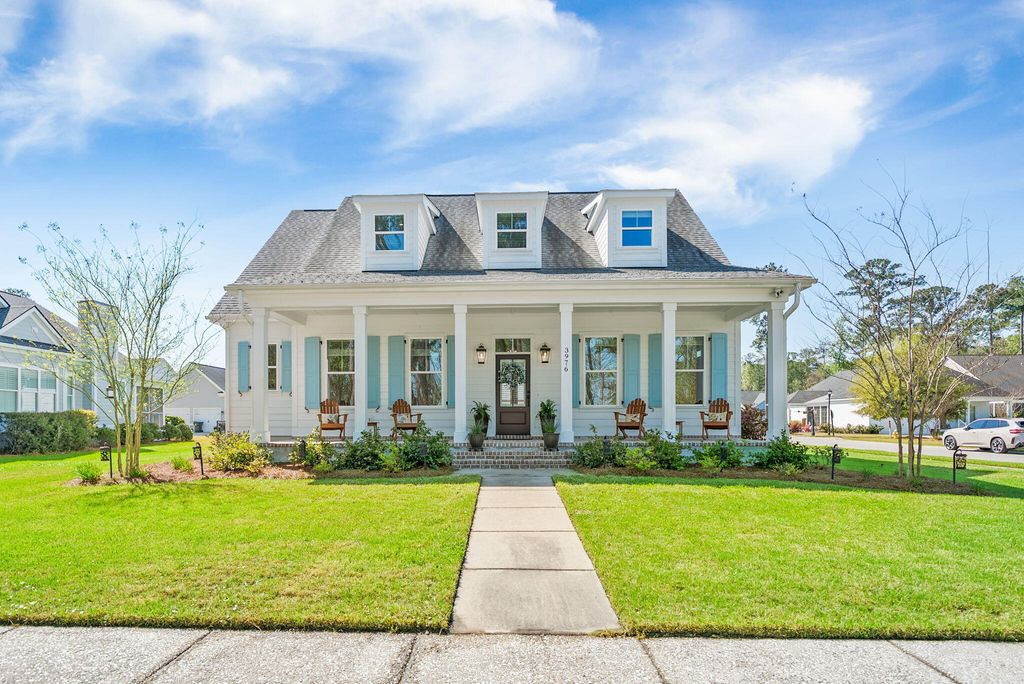 Photo of 3976 Berberis Lane, Ravenel, SC 29470 (MLS # 26008499)