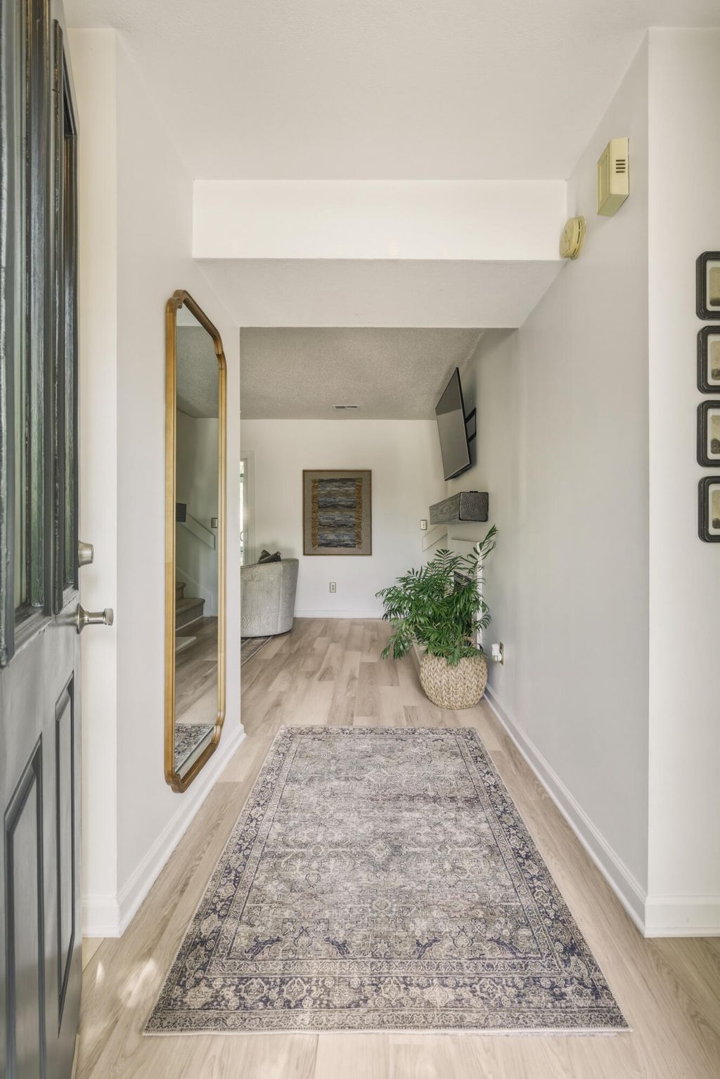 Photo of 1069 Marsh Court Lane, Mount Pleasant, SC 29464 (MLS # 26011729)