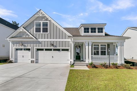 Photo of 727 Maynard Lane, Summerville, SC 29486 (MLS # 25004502) Photo of 727 Maynard Lane, Summerville, SC 29486 (MLS # 25004502)