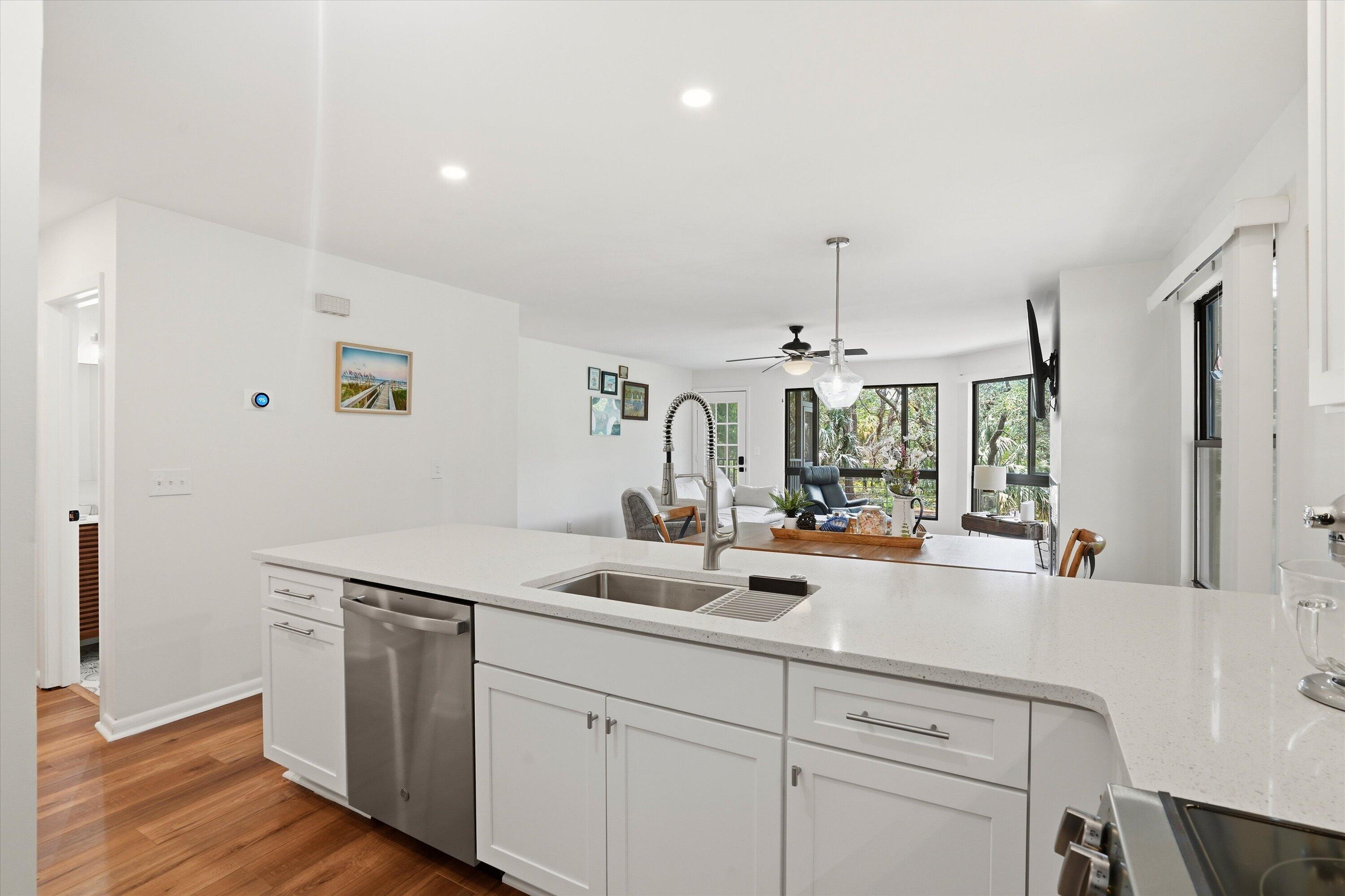 207 Little Oak Island Drive