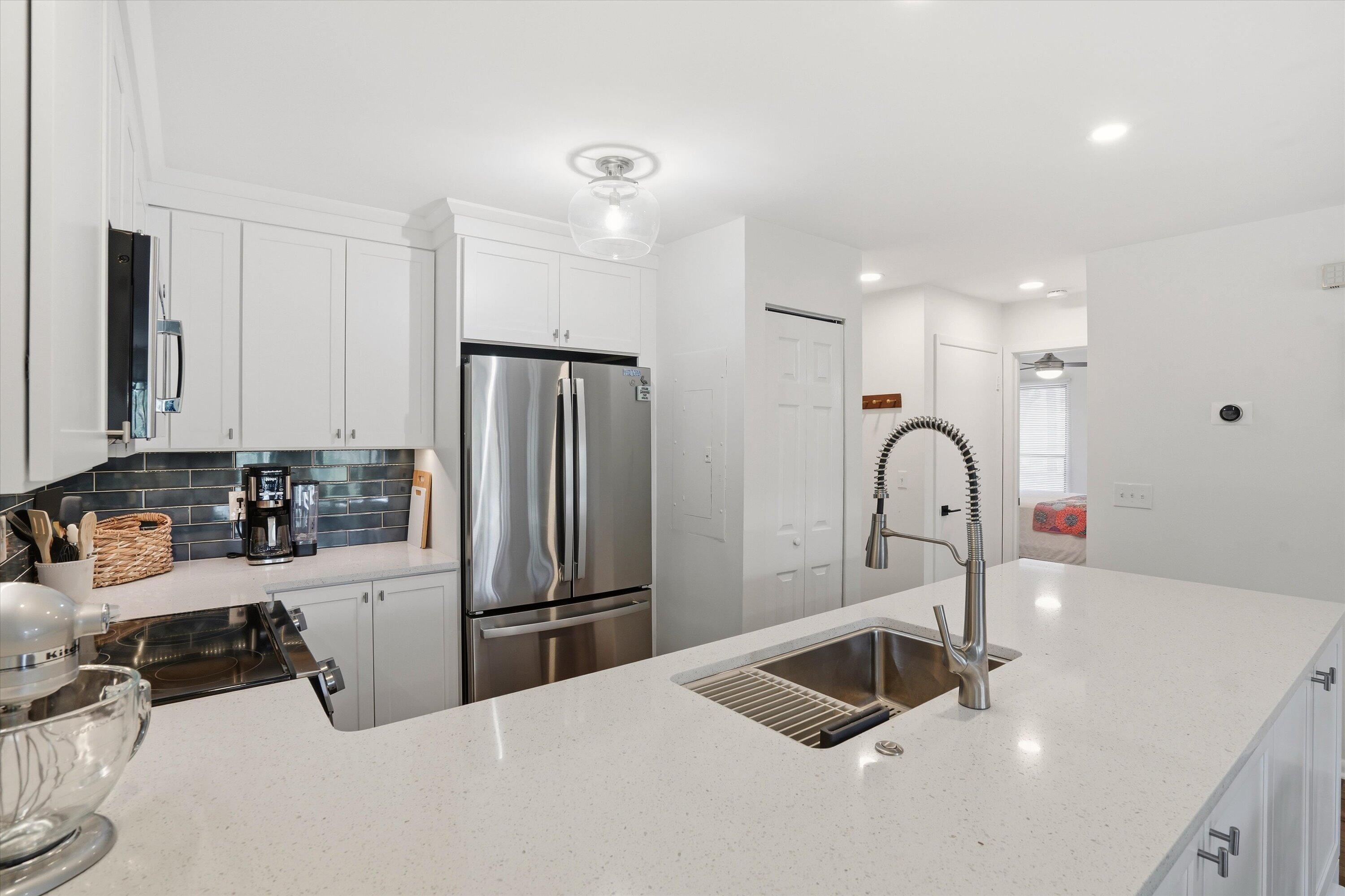 207 Little Oak Island Drive