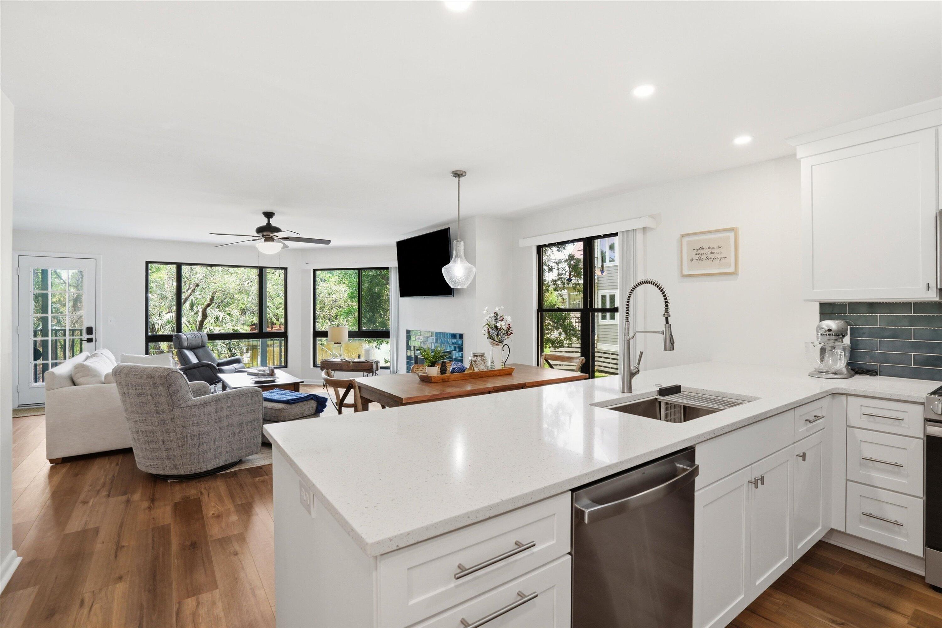 207 Little Oak Island Drive