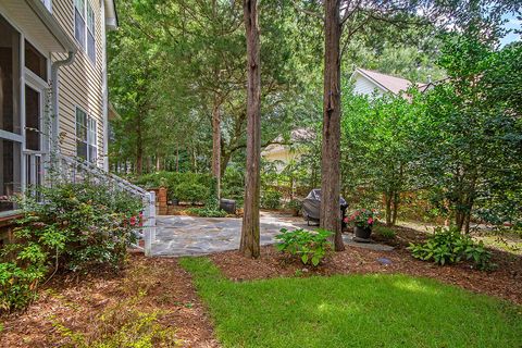 A home in North Charleston