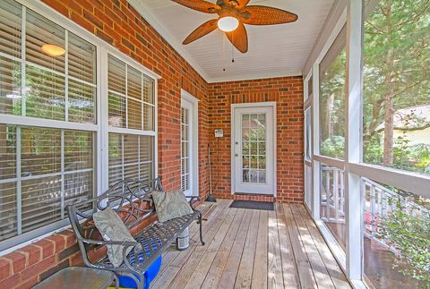 A home in North Charleston