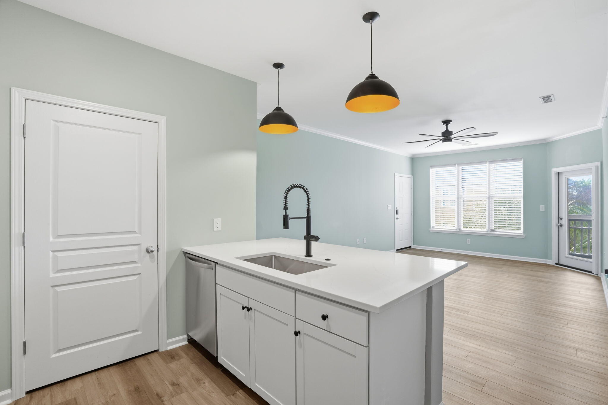 600 Bucksley Lane 305