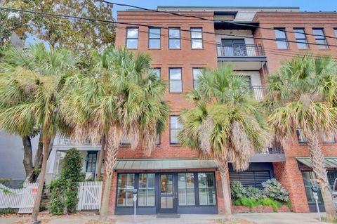 Photo of 76 Society Street #32, Charleston, SC 29401 (MLS # 25023469) Photo of 76 Society Street #32, Charleston, SC 29401 (MLS # 25023469)