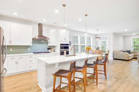 608 S Pointe Boulevard Summerville SC 29483